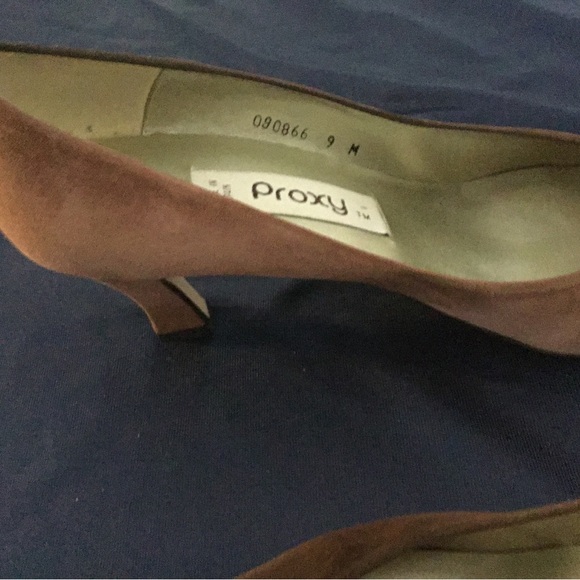 Vintage Italian Proxy Suede Heels - Picture 8 of 16